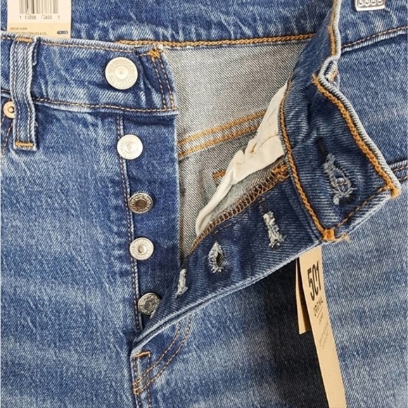 NWT Levis 501 Cropped Straight Leg High Rise Button Distressed Frayed Hem SZ 27 - Picture 8 of 13